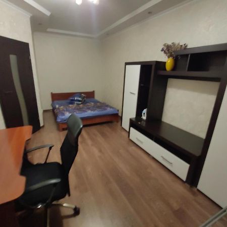 Daily Rent Apartments 5 Ивано-Франковск Экстерьер фото